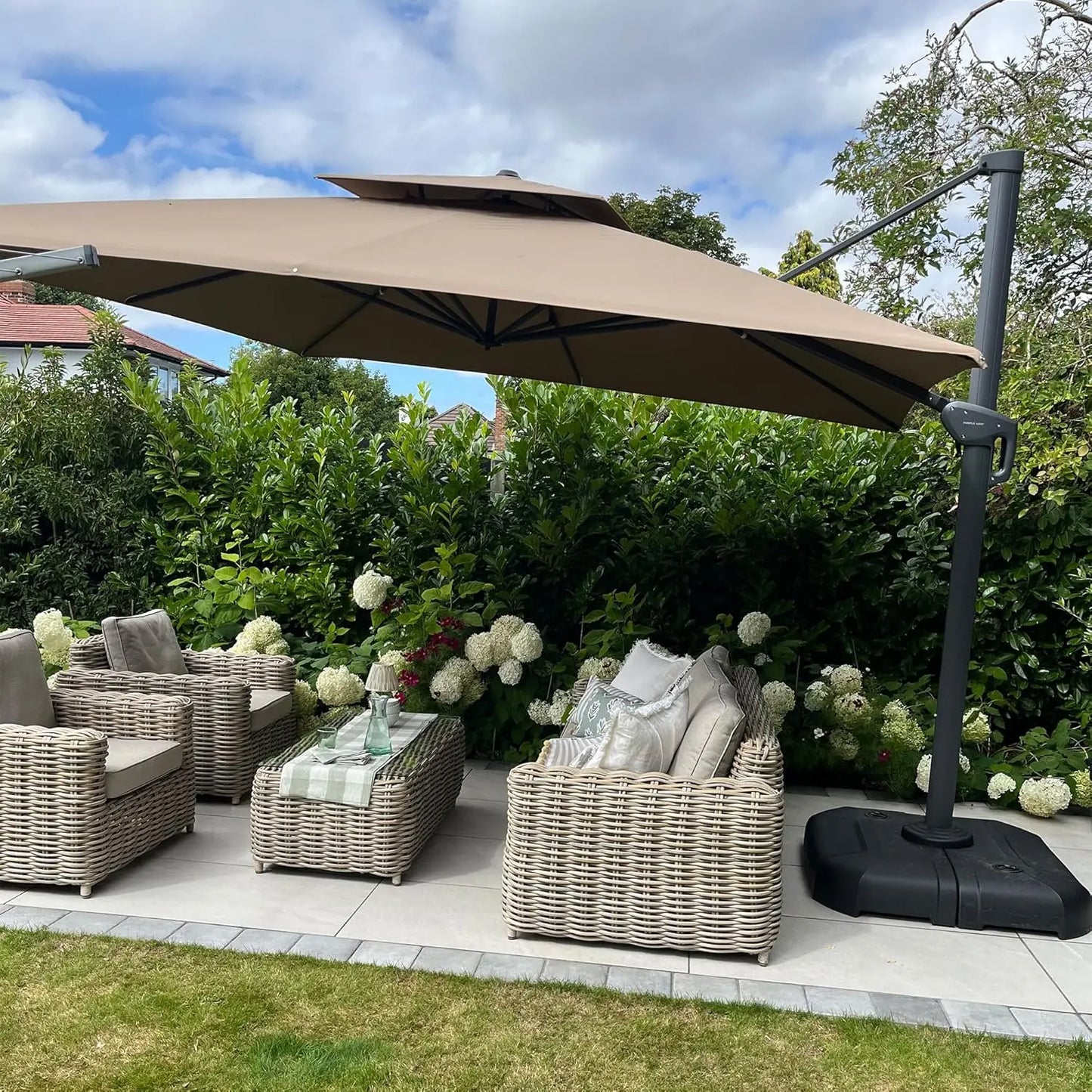 12' X 12' Cantilever Patio Umbrella
